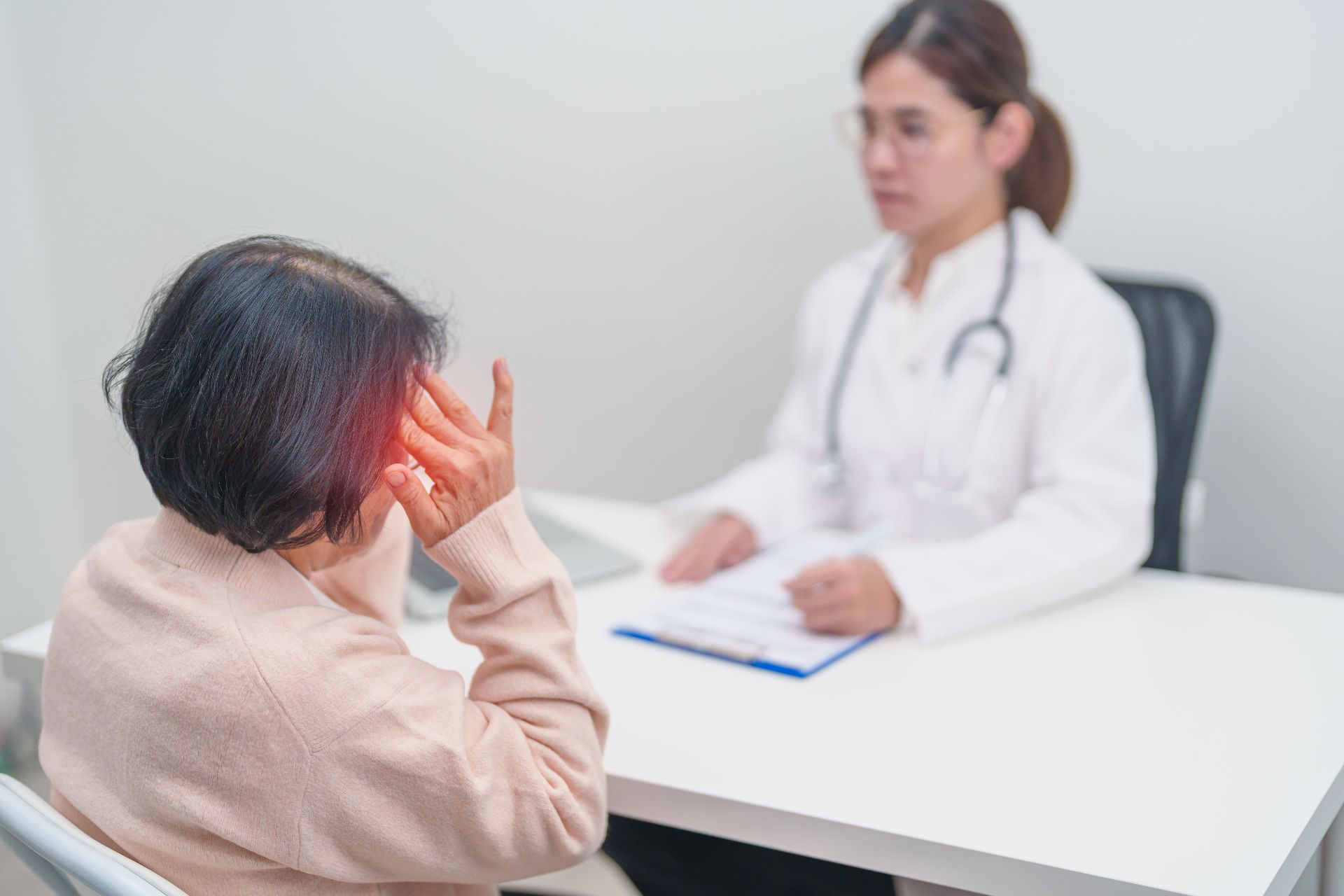 Как избежать депрессии в старческом возрасте